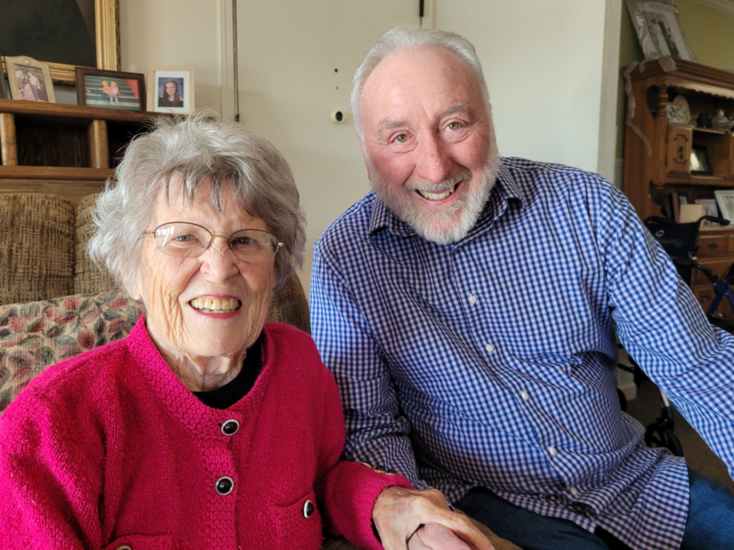 Image of Vivian Carpender (client) and Charles Pace (volunteer driver)